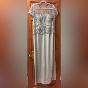 Montage by Mon Cheri Sage Green Mother Of Bride Groom Beaded Dress Gown Sz 14
